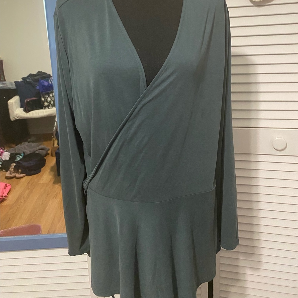 Gorgeous Woman’s wrap around top